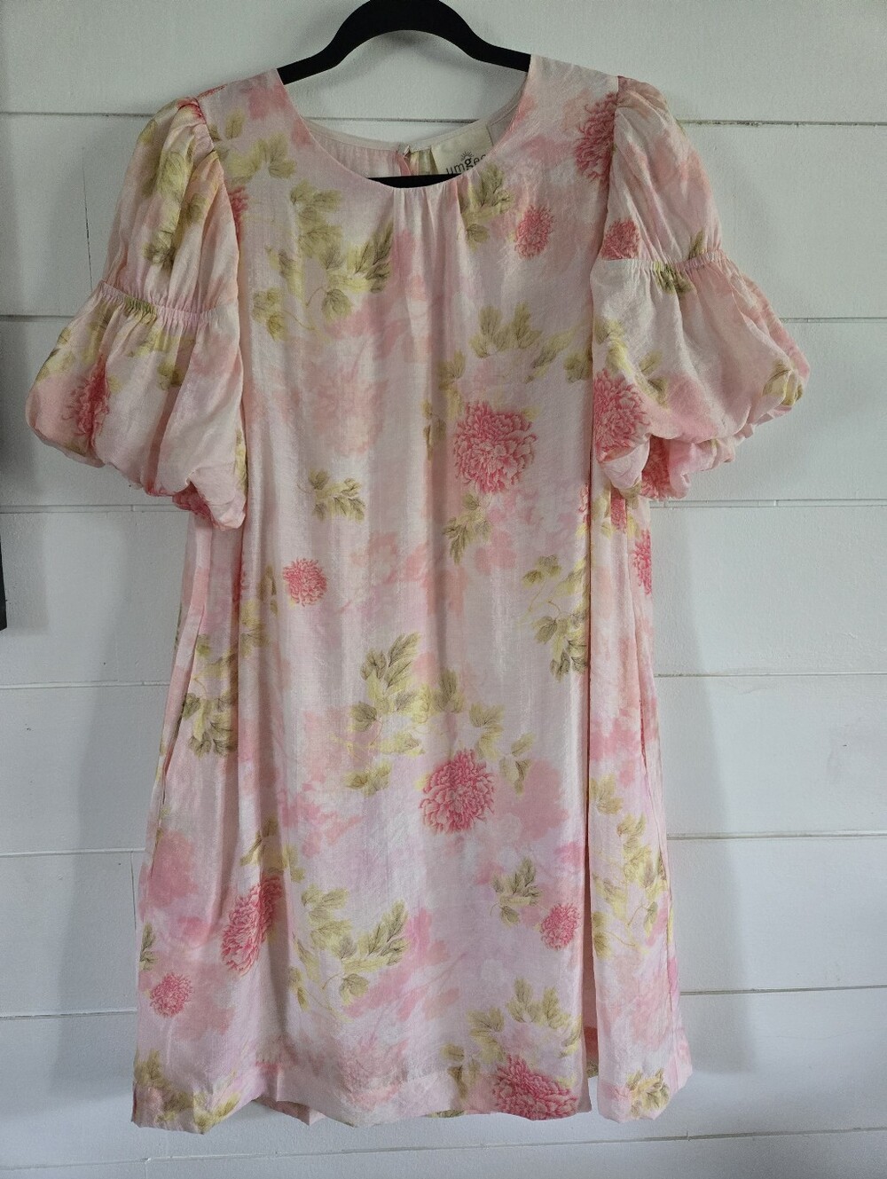 UMGEE-Pink Floral Bubble-Sleeve Dress With Pockets
